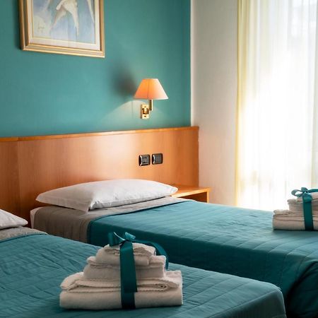 Hotel Alisei 리그나노 사비아도로 외부 사진